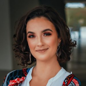 vinicius-wiesehofer-woman-profile-mqxgs7ynlru-unsplash__opdb-op65e81150db3c05-38186027